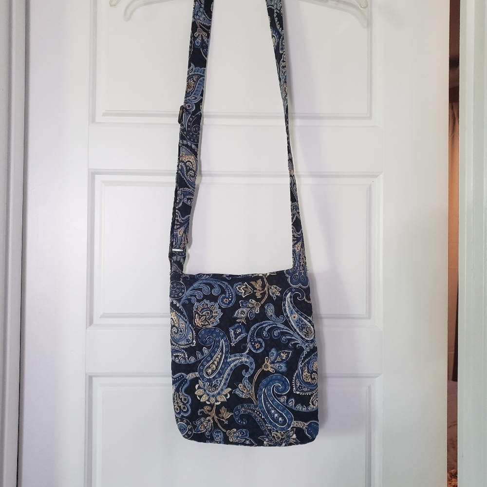 Vera Bradley Crossbody - Picture 3 of 3